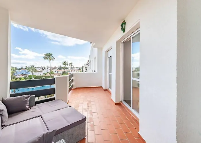 Lorcrisur Corner Ph 3 Bedroom