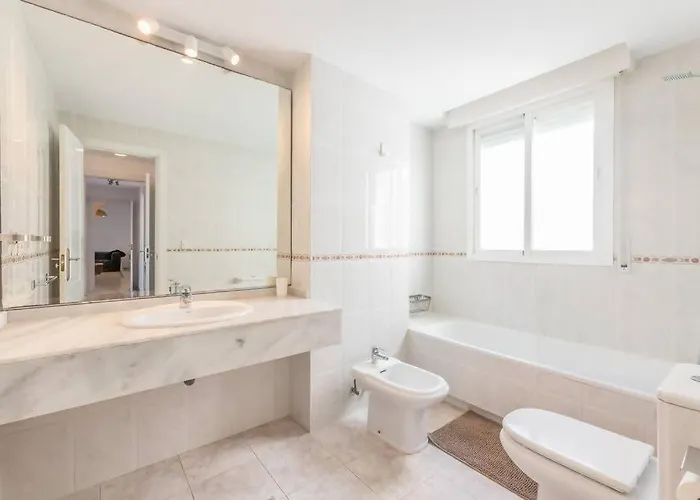 Апартаменты Lorcrisur Corner Ph 3 Bedroom