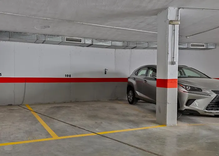 Lorcrisur Corner Ph 3 Bedroom