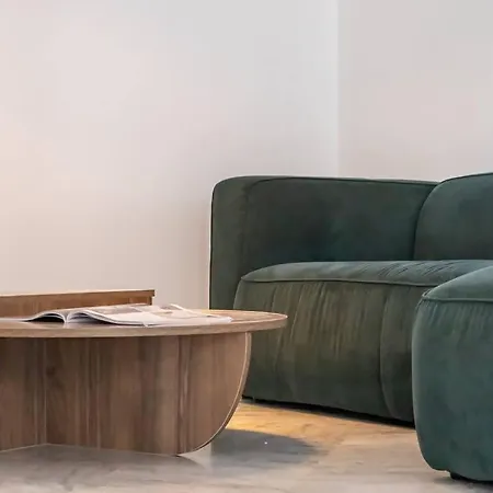 Lorcrisur Corner Ph 3 Bedroom